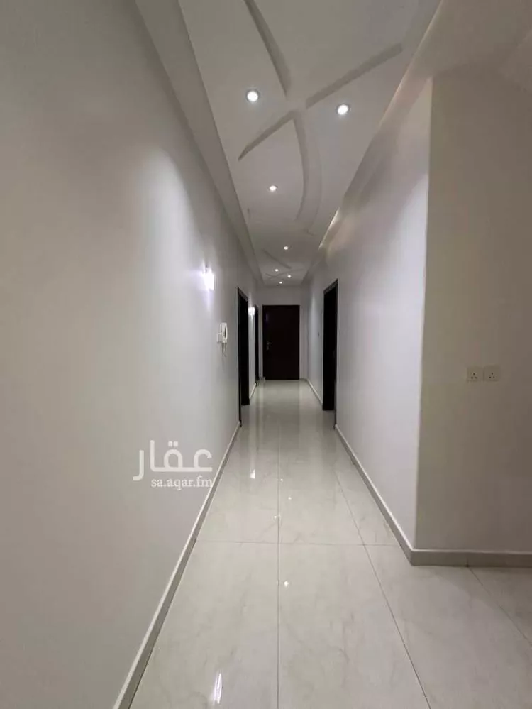 فيلا للبيع في شارع الرباط, حي العزيزية, مدينة الرياض, منطقة الرياض صورة 4