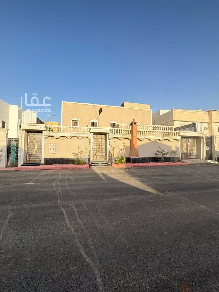 فيلا للبيع في شارع الدفاع, حي إشبيلية, مدينة الرياض, منطقة الرياض