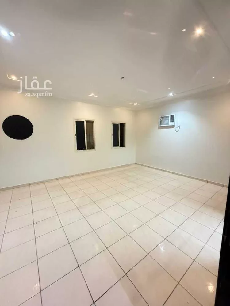 دور للإيجار في شارع الظهران, حي إشبيلية, مدينة الرياض, منطقة الرياض صورة 3