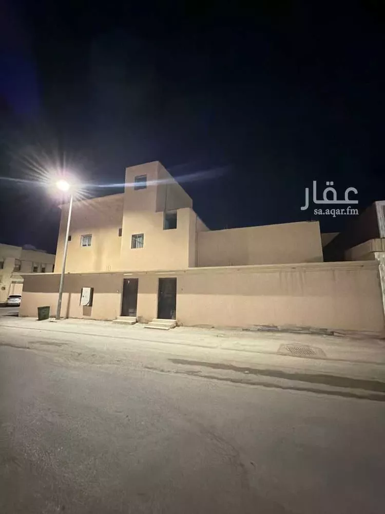 فيلا للبيع في شارع الفضل بن حباب, حي الملك خالد, مدينة عنيزه, منطقة القصيم صورة 4