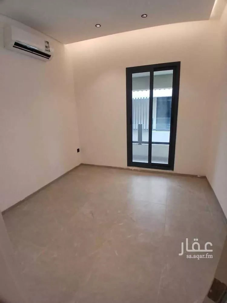 فيلا للإيجار في شارع عبدالله بن حبان, حي الرمال, مدينة الرياض, منطقة الرياض 14
