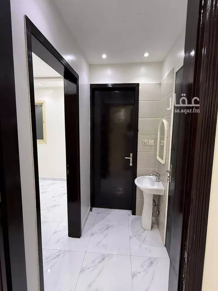 شقة للإيجار في شارع فؤاد محمد عمر توفيق, حي القادسية, مدينة الرياض, منطقة الرياض صورة 5