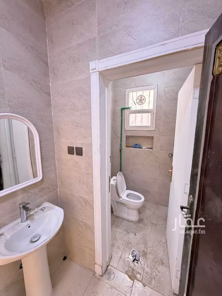 Floor for Rent in Riyadh Al Munsiyah