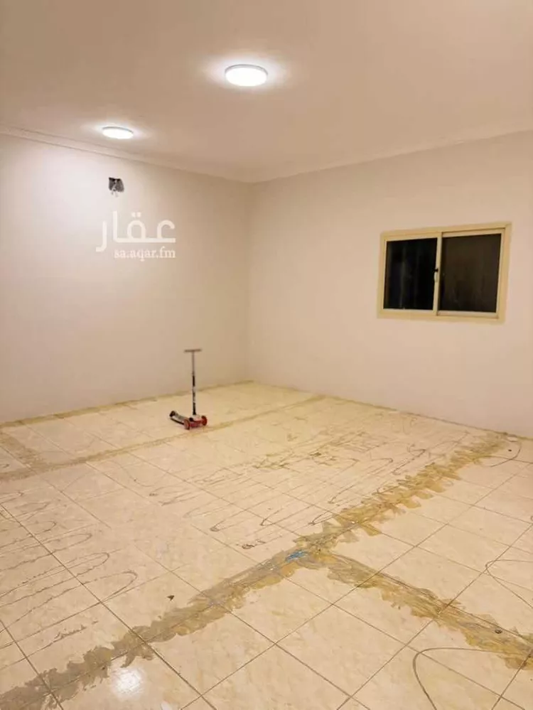 Floor for Rent in Riyadh Al Qadisiyah صورة 3