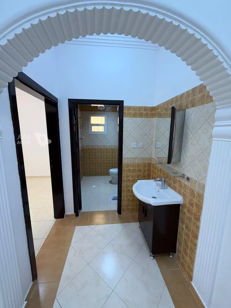شقة للإيجار في شارع محمد بن يزداد, حي إشبيلية, مدينة الرياض, منطقة الرياض 15