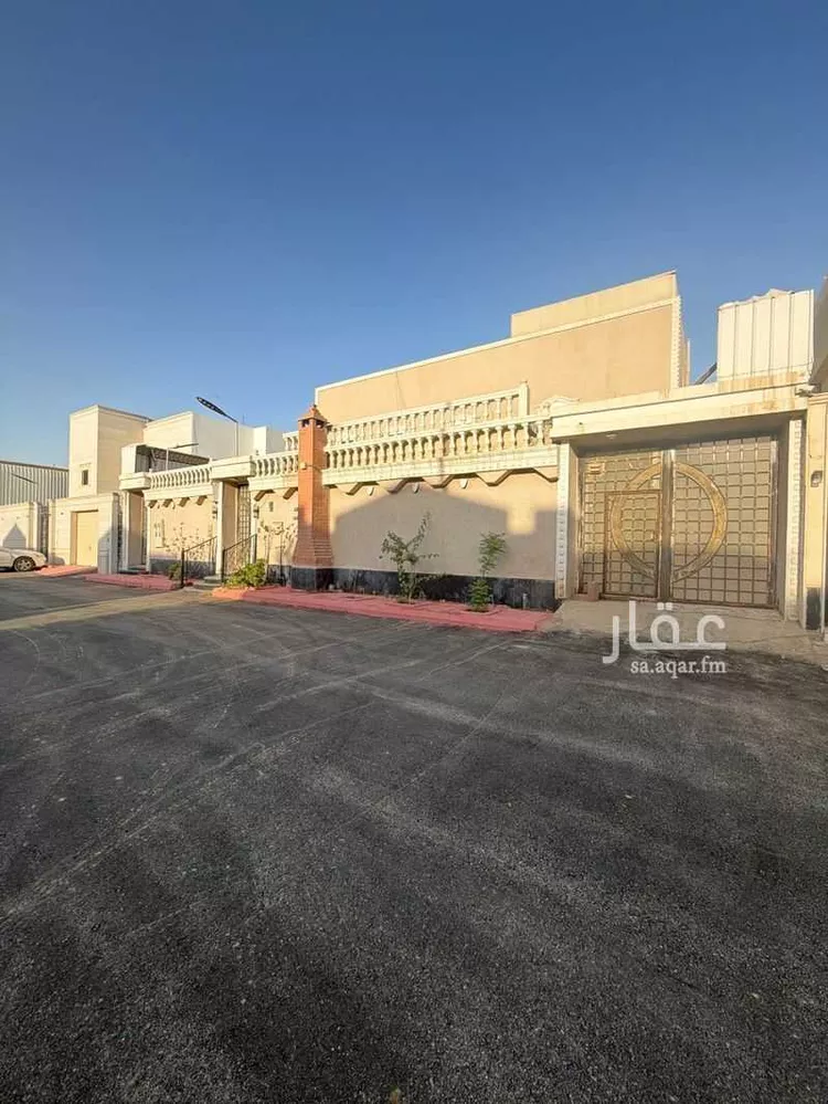 فيلا للبيع في شارع الدفاع, حي إشبيلية, مدينة الرياض, منطقة الرياض صورة 5