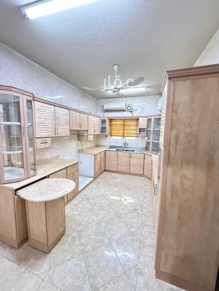 شقة للإيجار في شارع العرقين, حي إشبيلية, مدينة الرياض, منطقة الرياض