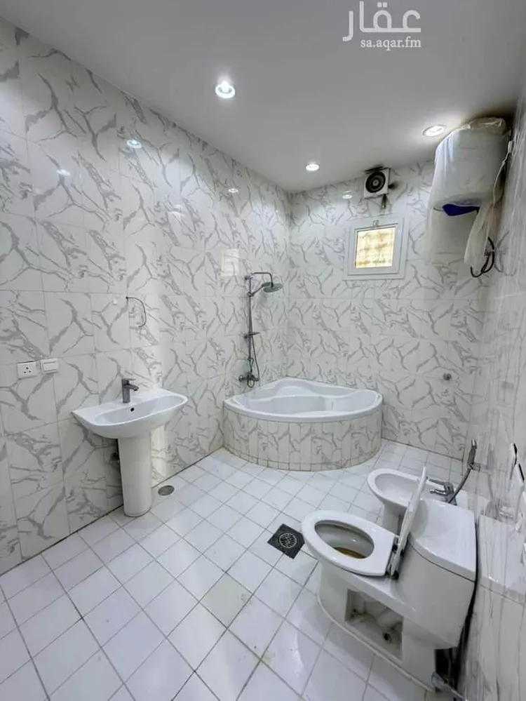 دور للإيجار في شارع العوينات, حي إشبيلية, مدينة الرياض, منطقة الرياض صورة 4