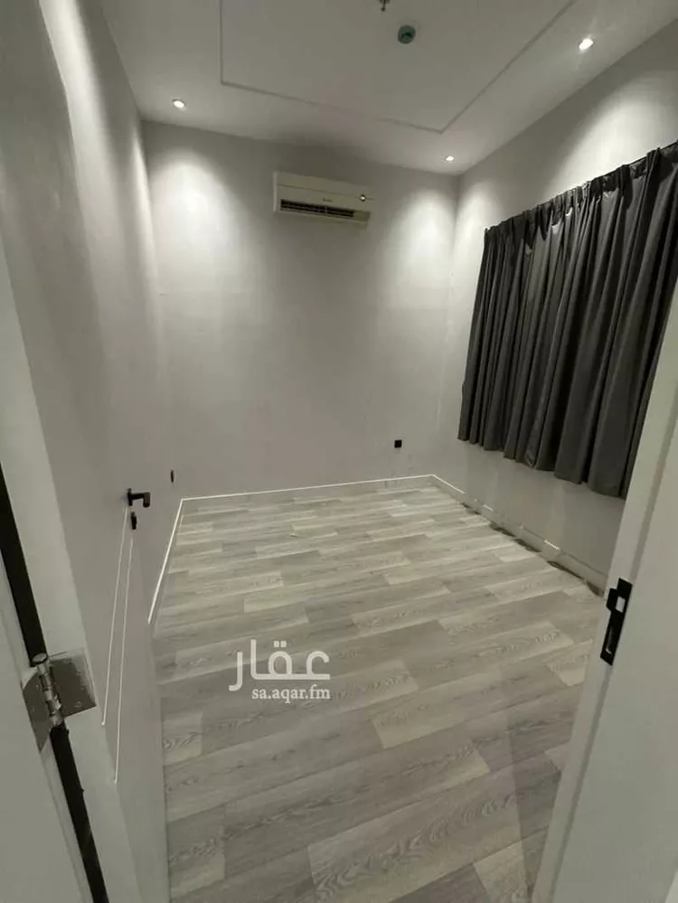 فيلا للإيجار في شارع جبل اللوز, حي الرمال, مدينة الرياض, منطقة الرياض صورة 2