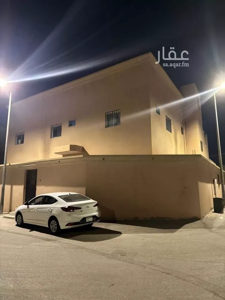 فيلا للبيع في شارع الفضل بن حباب, حي الملك خالد, مدينة عنيزه, منطقة القصيم صورة 2