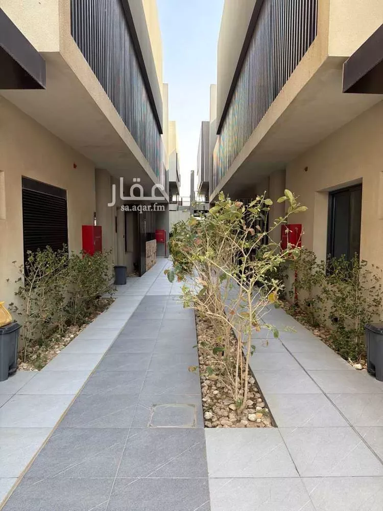 فيلا للإيجار في شارع عبدالله بن حبان, حي الرمال, مدينة الرياض, منطقة الرياض صورة 4