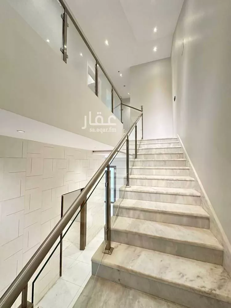 فيلا للإيجار في شارع جبل اللوز, حي الرمال, مدينة الرياض, منطقة الرياض