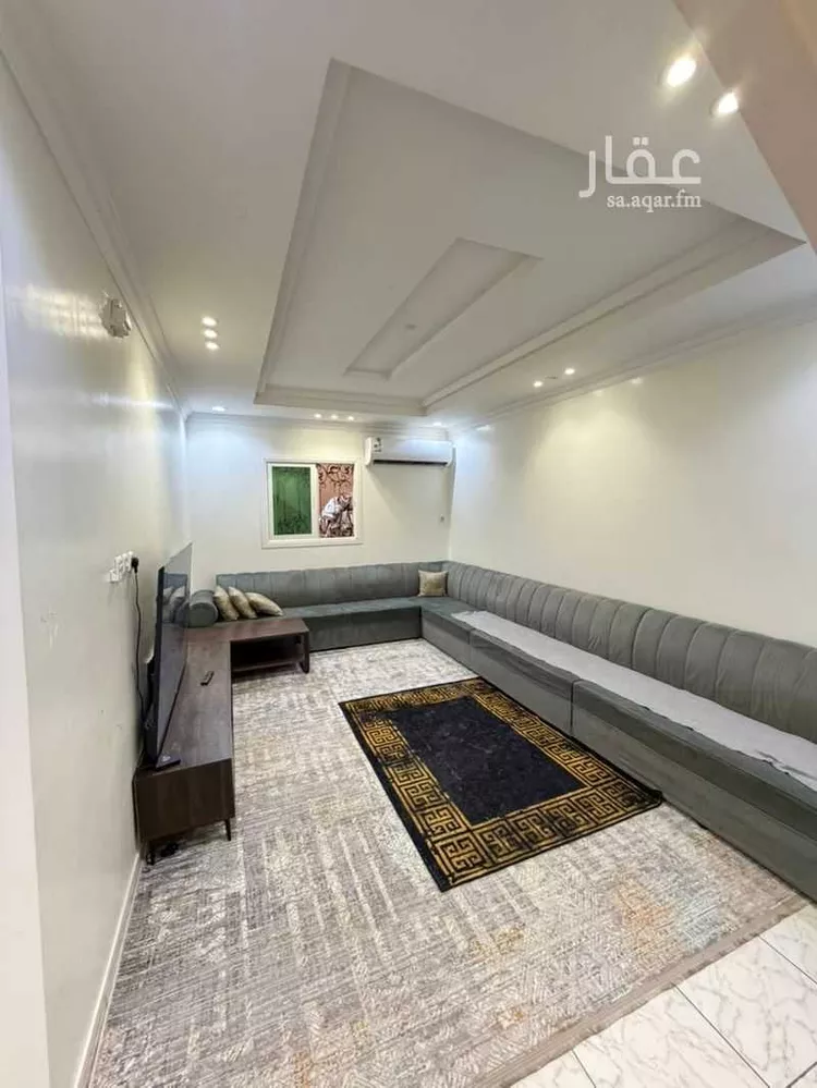 فيلا للبيع في شارع الطارفة, حي إشبيلية, مدينة الرياض, منطقة الرياض 8