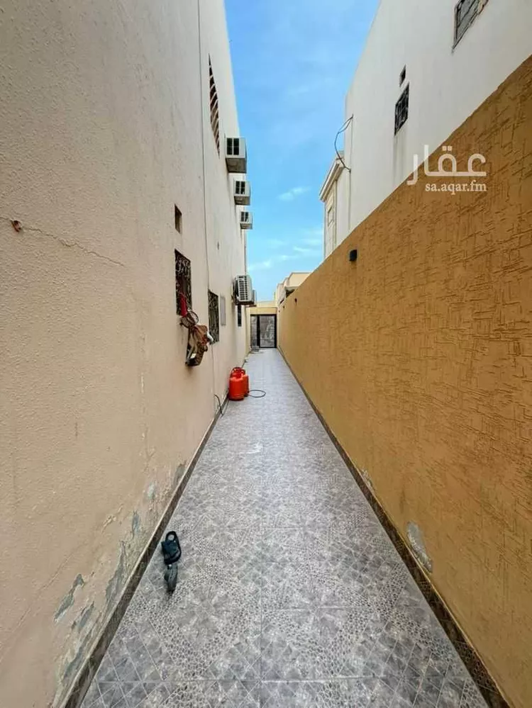 فيلا للبيع في شارع الطارفة, حي إشبيلية, مدينة الرياض, منطقة الرياض 23