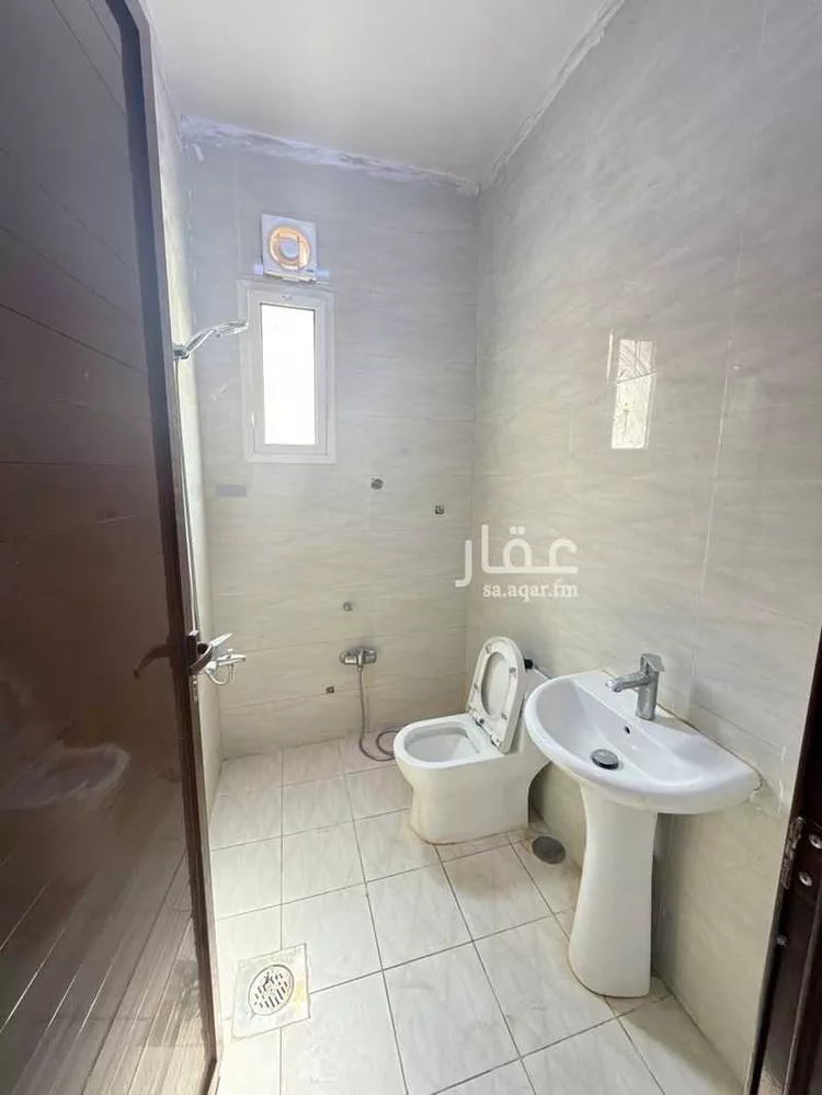 شقة للإيجار في شارع علي أبي الكلام البغدادي, حي الرمال, مدينة الرياض, منطقة الرياض