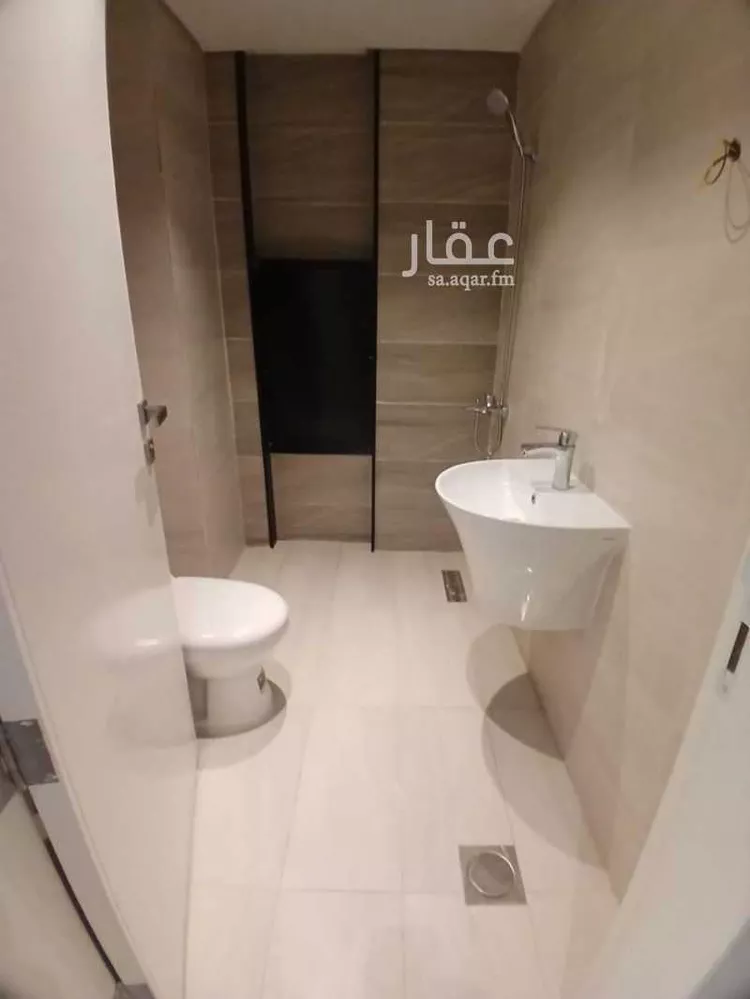 فيلا للإيجار في شارع عبدالله بن حبان, حي الرمال, مدينة الرياض, منطقة الرياض 10