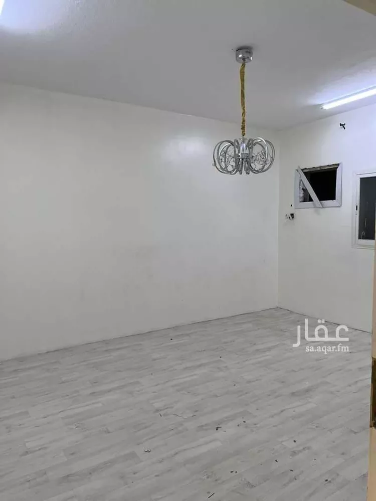 فيلا للبيع في شارع الفضل بن حباب, حي الملك خالد, مدينة عنيزه, منطقة القصيم صورة 5
