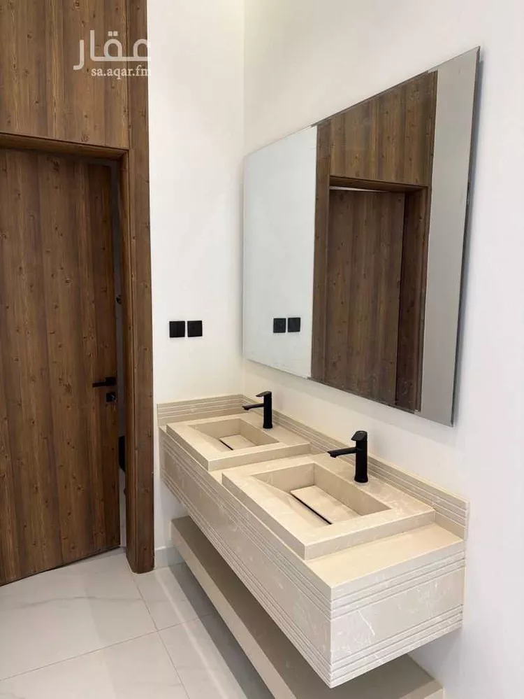 فيلا للبيع في شارع أبي الفتح بن العلامة العجيمي, حي البيان, مدينة الرياض, منطقة الرياض صورة 4