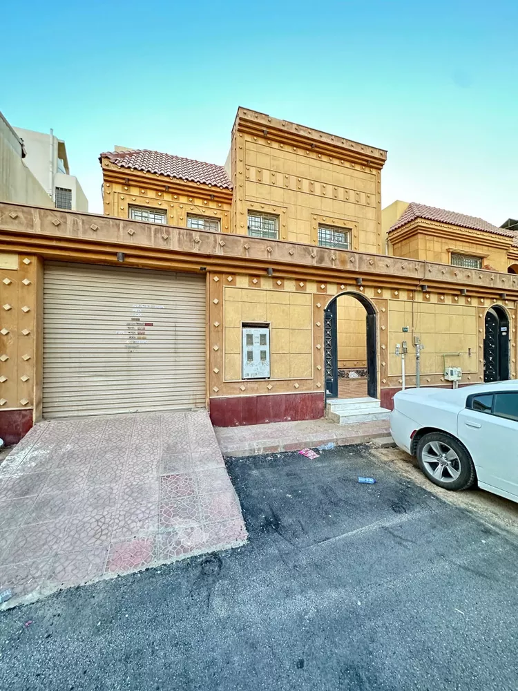 دور للإيجار في شارع الظهران, حي إشبيلية, مدينة الرياض, منطقة الرياض