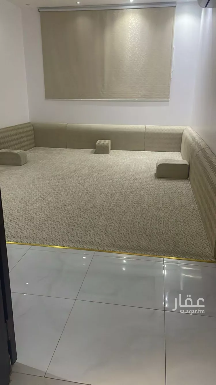 دور للبيع في شارع الجامعة 18, حي الجامعة, مدينة المزاحميه, منطقة الرياض صورة 3
