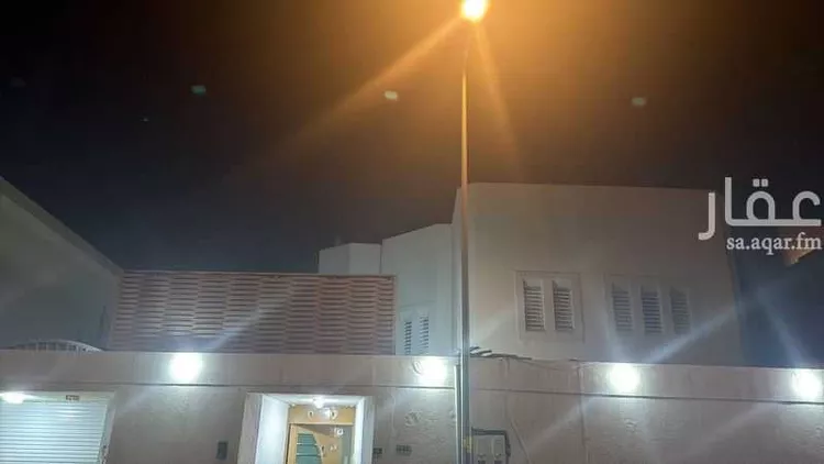 فيلا للبيع في شارع المعيدن ، حي السعادة ، الرياض ، منطقة الرياض صورة 3