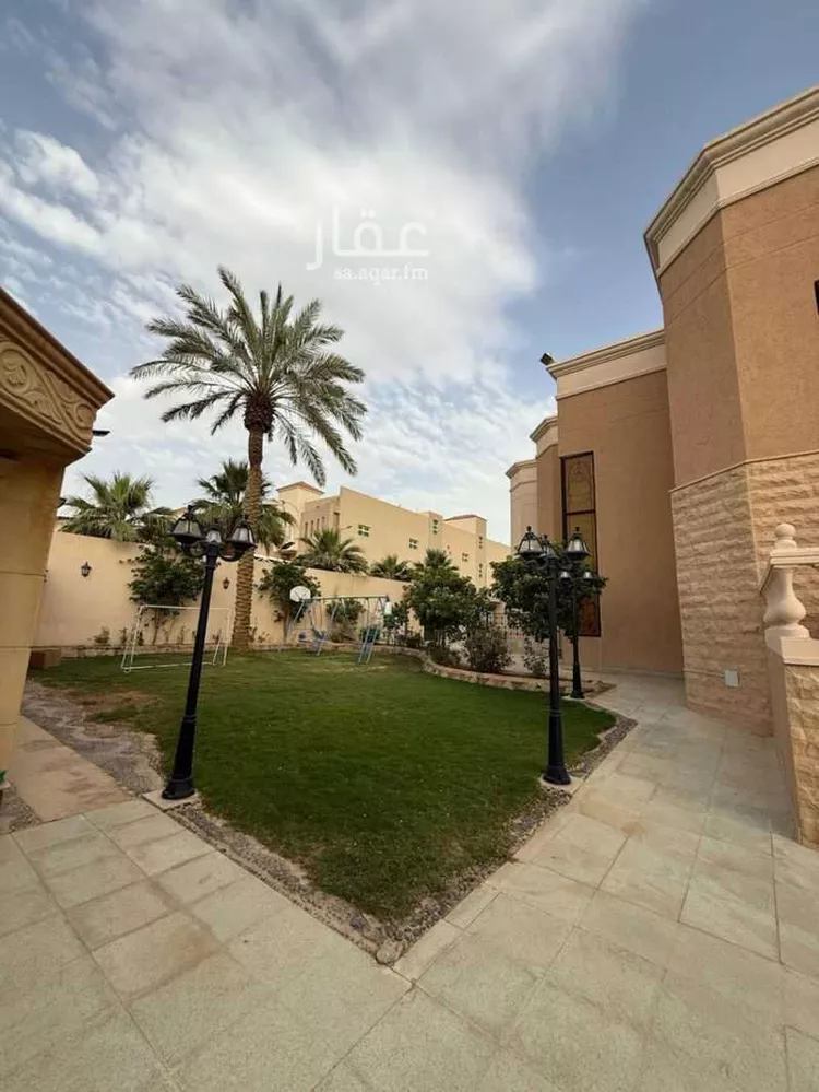 فيلا للبيع في شارع نسيبة الأنصارية, حي التعاون, مدينة الرياض, منطقة الرياض 7