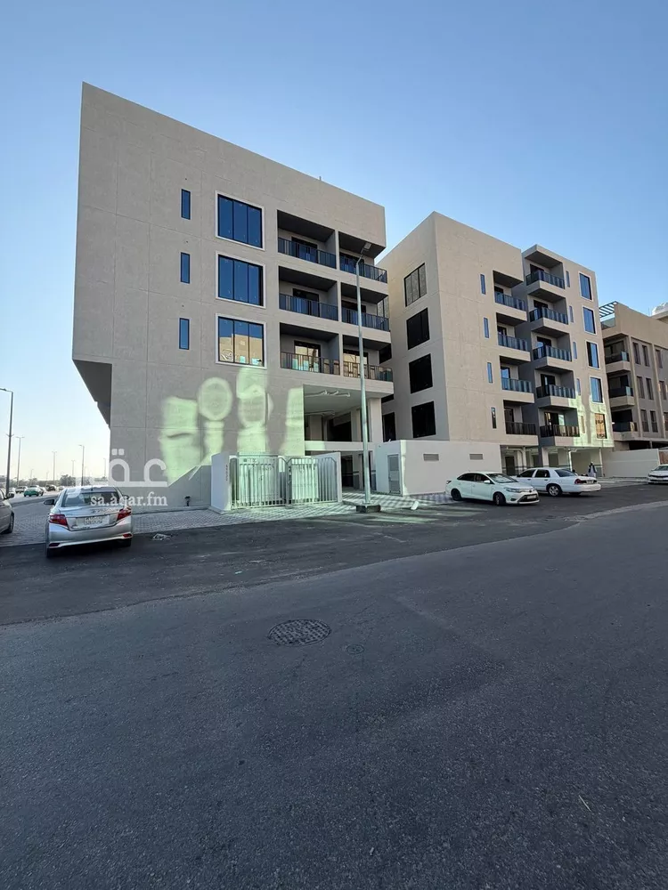 Apartment for Sale in Dammam Az Zuhur ุตูุฑุฉ 3