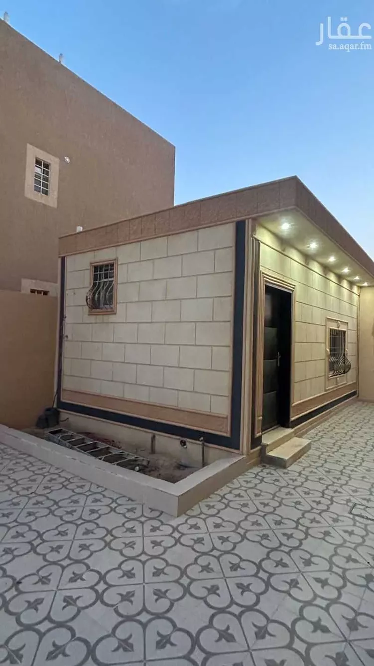 فيلا للبيع في شارع الحسينيه, حي الملك عبدالله, مدينة المجمعة, منطقة الرياض صورة 5
