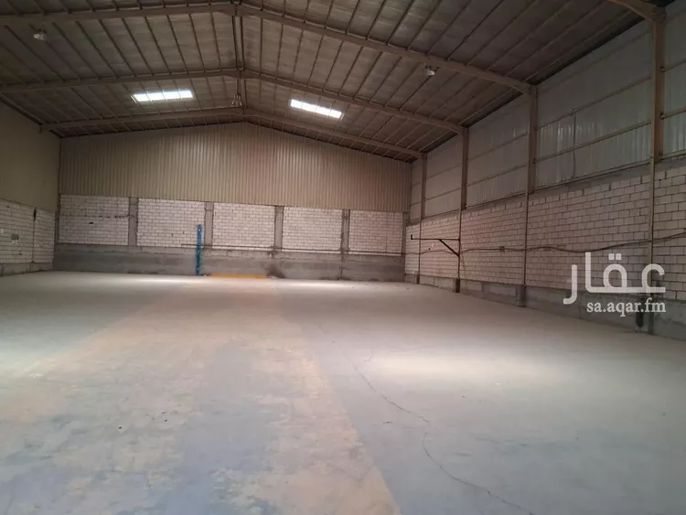 مستودع للإيجار في شارع قمران, حي المشاعل, مدينة الرياض, منطقة الرياض