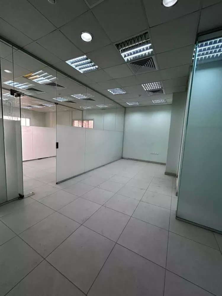 محل للإيجار في شارع الملك عبدالعزيز ابن عبدالرحمن سعود, حي الملك فهد, مدينة الرياض, منطقة الرياض صورة 3