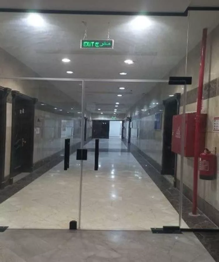 محل للإيجار في شارع الملك عبدالعزيز ابن عبدالرحمن سعود, حي الملك فهد, مدينة الرياض, منطقة الرياض 7