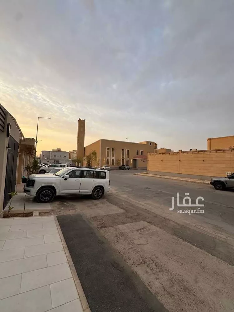 Floor for Rent in Riyadh Shubra صورة 3