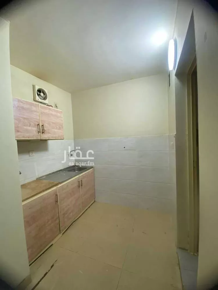 غرفة للإيجار في شارع علي بن ابي منصور الازدي, حي النخيل, مدينة جدة, منطقة مكة المكرمة صورة 3
