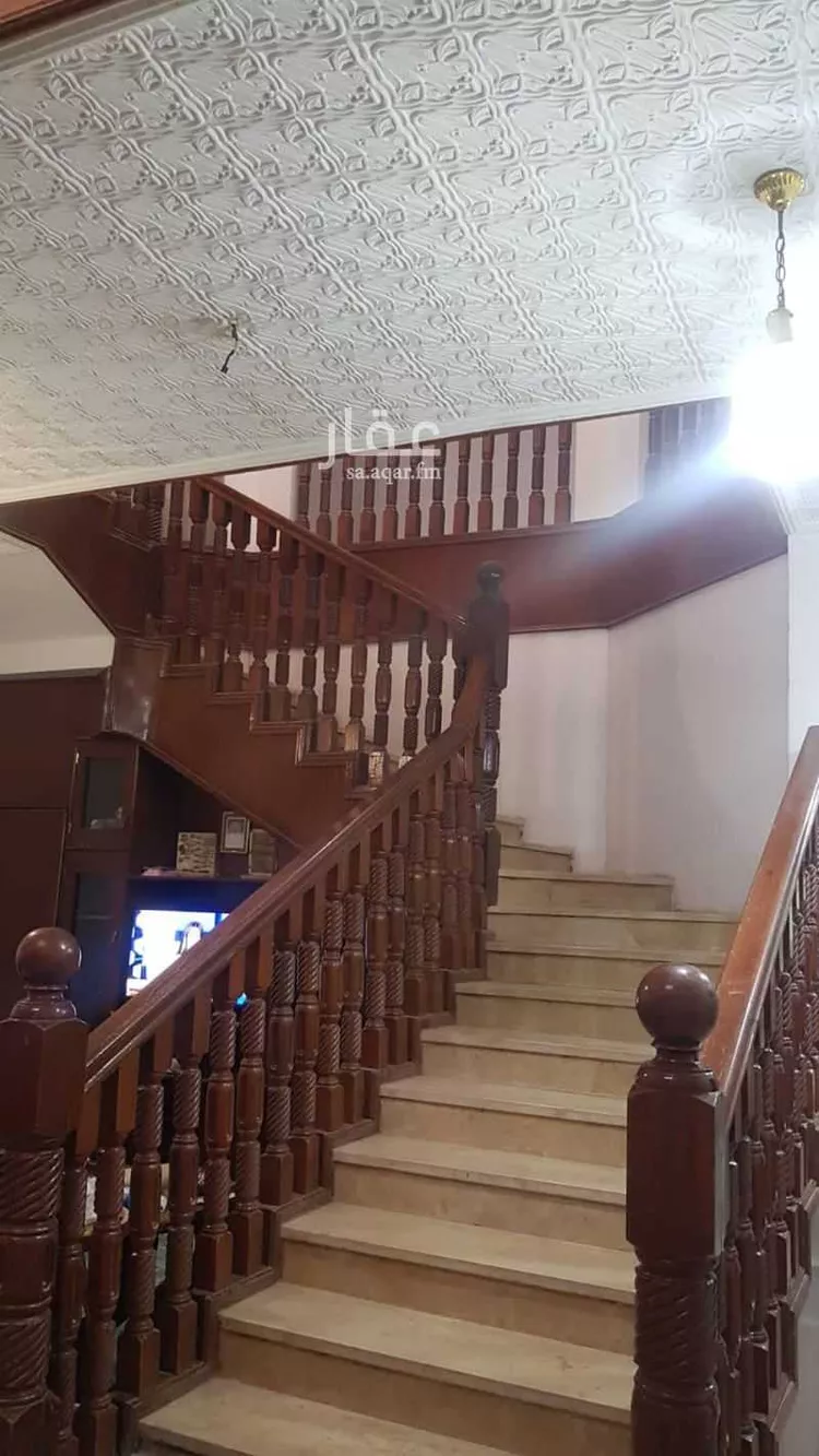 فيلا للبيع في شارع رفاعة الطهطاوي ، حي العريجاء الغربي ، الرياض ، منطقة الرياض صورة 3