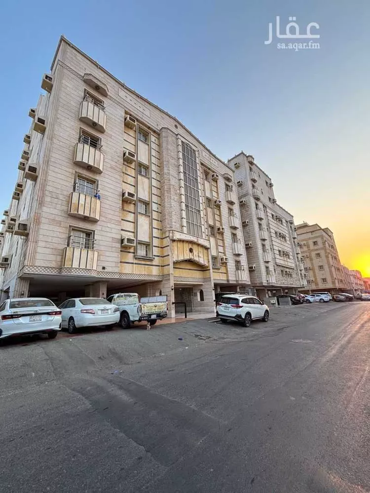 عمارة للبيع في شارع صلاح ذهني, حي البوادي, مدينة جدة, منطقة مكة المكرمة صورة 2