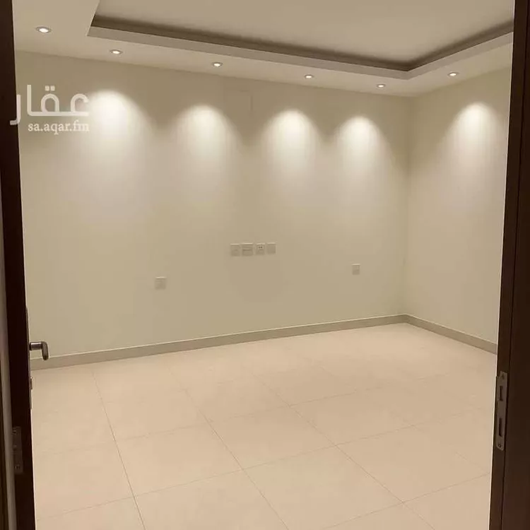 فيلا للإيجار في شارع عبدالله لابني, حي عريض, مدينة الرياض, منطقة الرياض