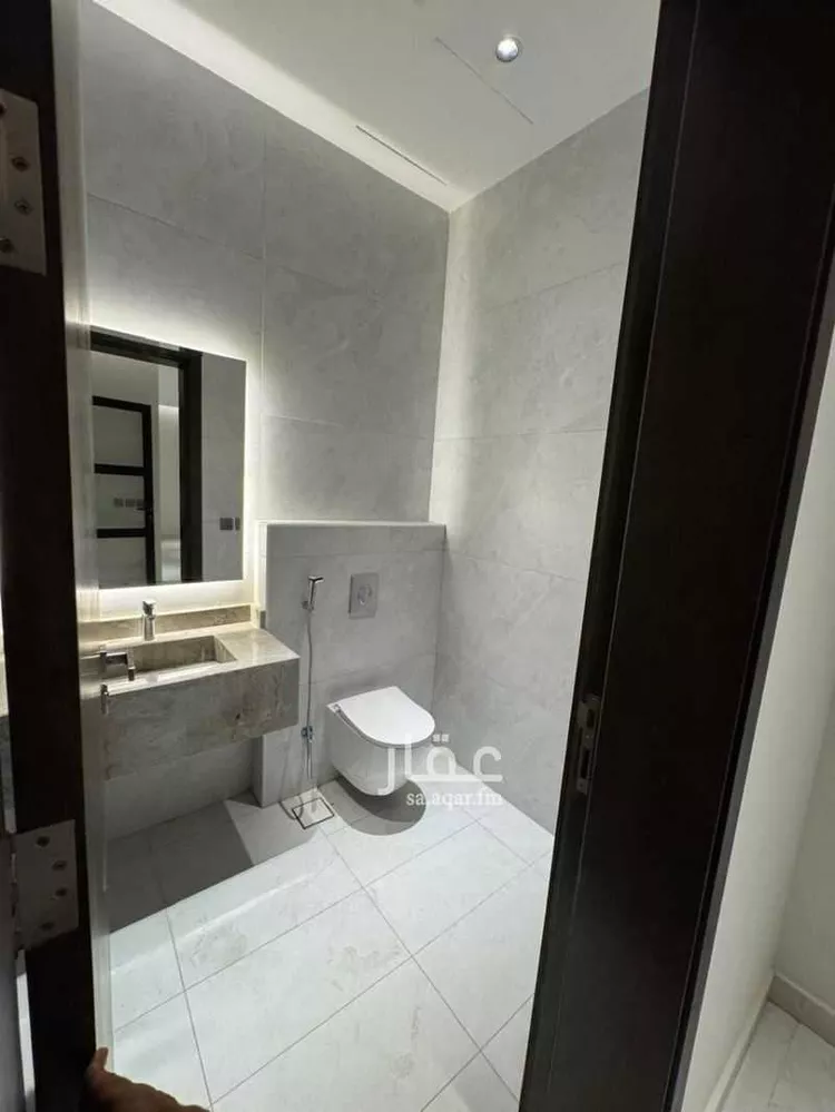 Apartment for Rent in Jeddah Al Faisaliah 9