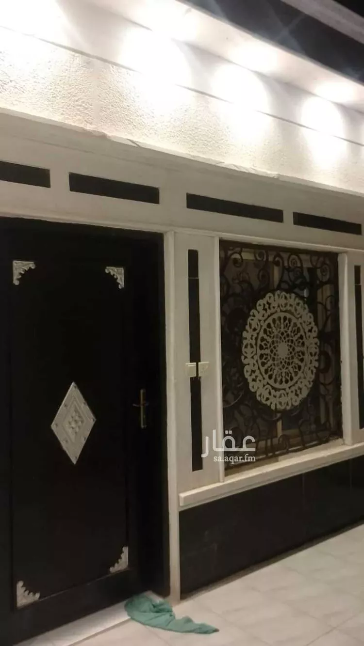 Floor for Sale in Riyadh Ad Dar Al Baida