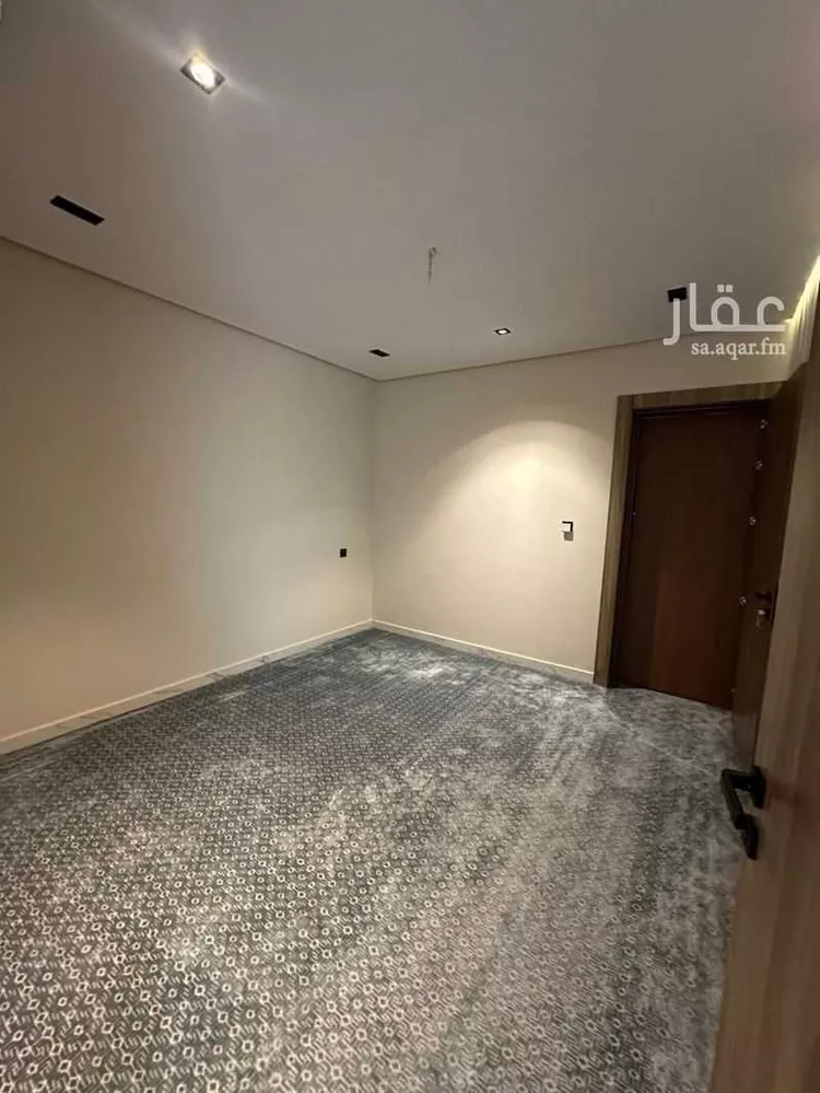 Floor for Sale in Dhahran Hajar 23