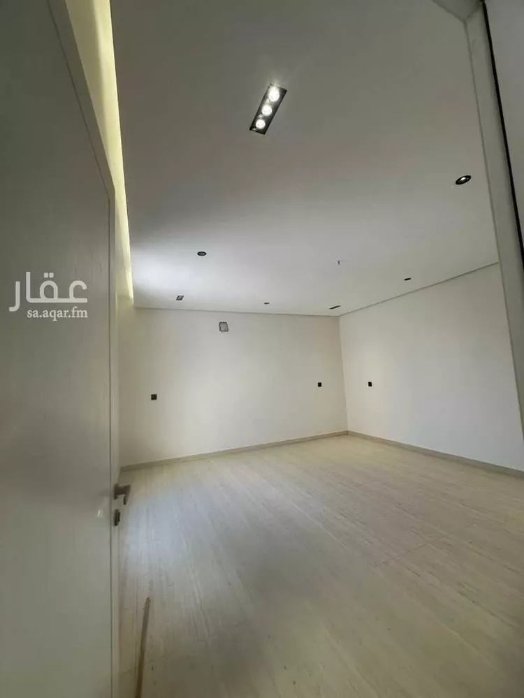 فيلا للبيع في شارع صلاح الدين الايوبي, حي ضاحية الملك فهد, مدينة الدمام, المنطقة الشرقية صورة 4