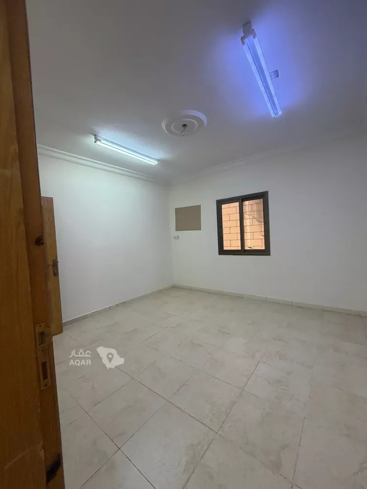 شقة للإيجار في شارع سعد بن معاذ, حي ضاحية الملك فهد, مدينة الدمام, المنطقة الشرقية 5