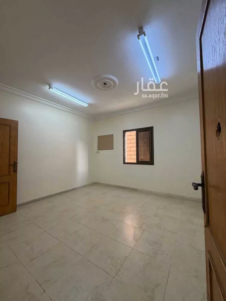 شقة للإيجار في شارع سعد بن معاذ, حي ضاحية الملك فهد, مدينة الدمام, المنطقة الشرقية صورة 3