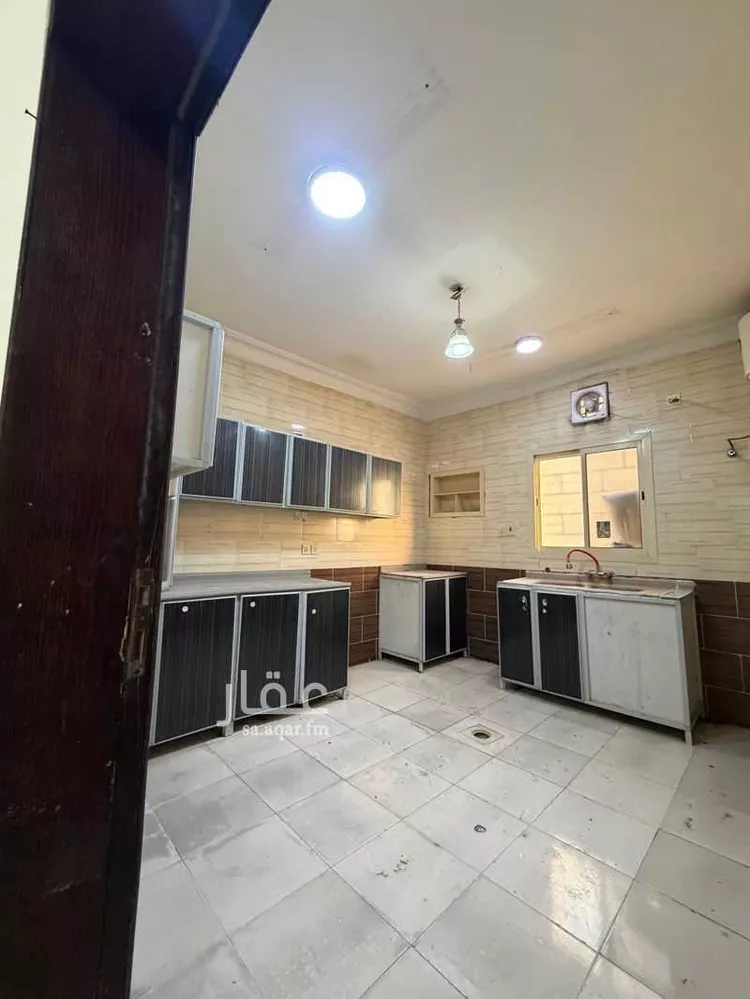 شقة للإيجار في شارع رجاء ابن ابي رجاء الباهلي, حي ضاحية الملك فهد, مدينة الدمام, المنطقة الشرقية صورة 5