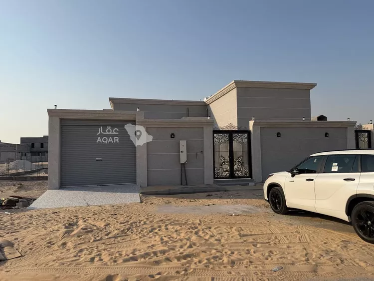 Floor for Rent in Buqayq Ishbiliyah