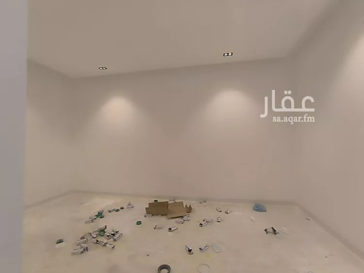 دور للبيع في شارع الحويمة, حي عكاظ, مدينة الرياض, منطقة الرياض صورة 3