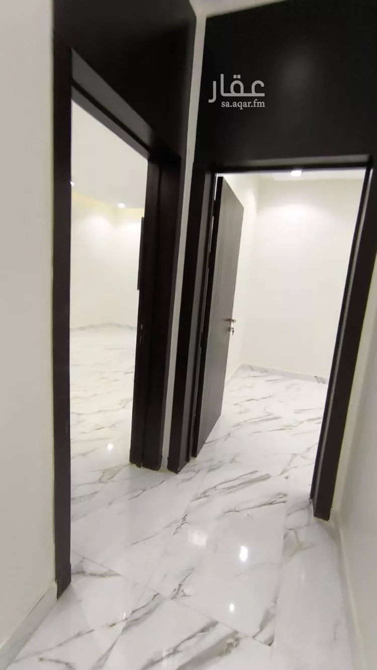 فيلا للبيع في شارع العريجاء, حي العريجاء, مدينة الرياض, منطقة الرياض صورة 4