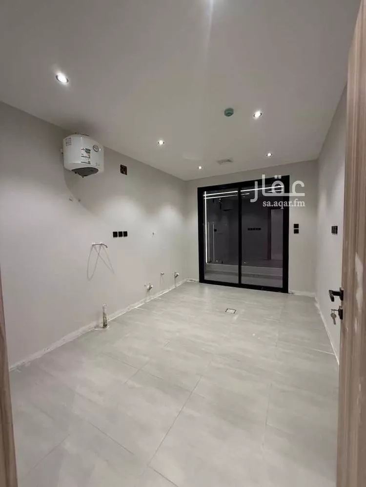 عمارة للبيع في شارع سلطان بن نمر, حي الرمال, مدينة الرياض, منطقة الرياض