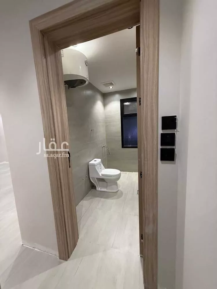 عمارة للبيع في شارع سلطان بن نمر, حي الرمال, مدينة الرياض, منطقة الرياض صورة 3