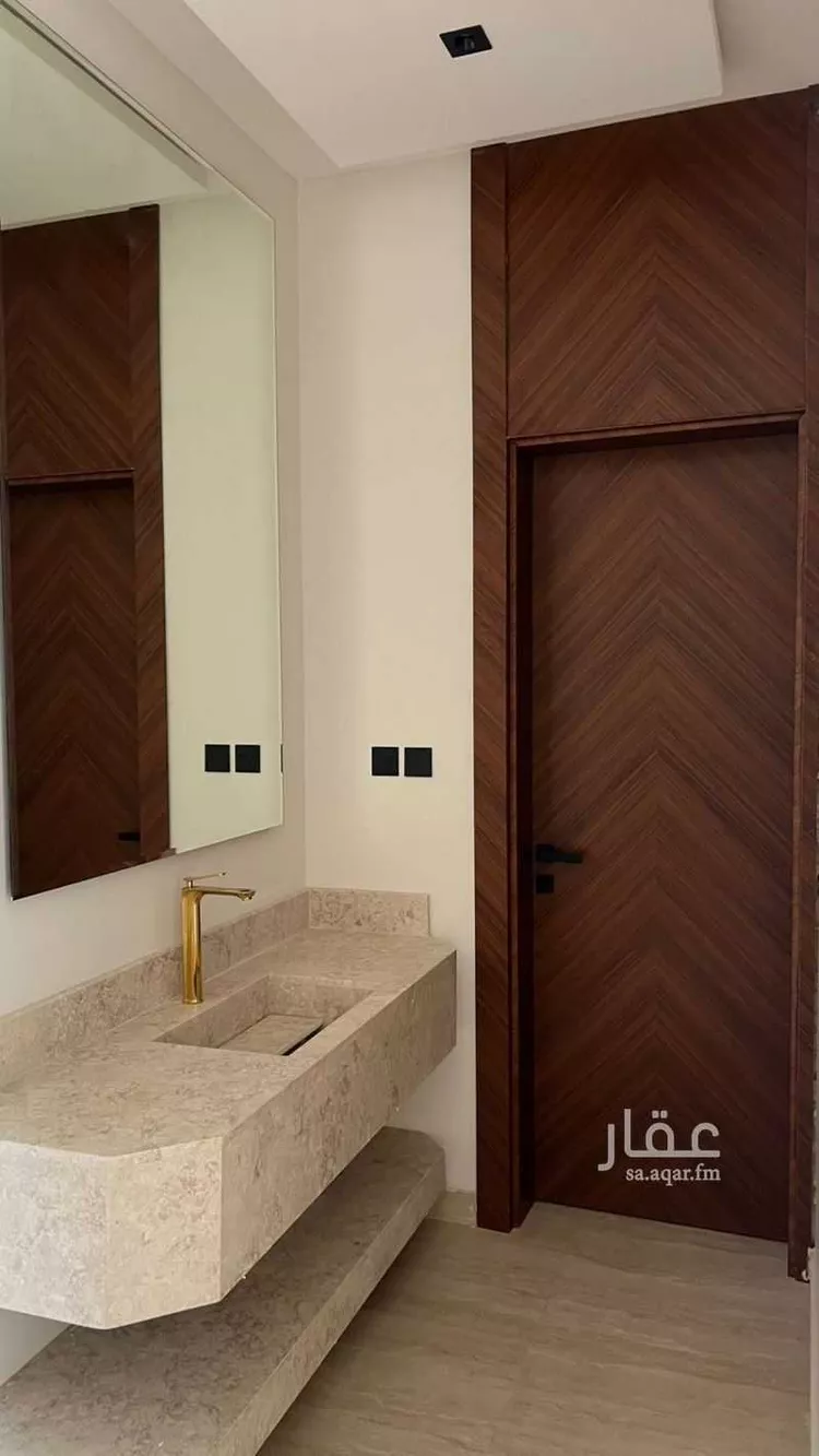 دور للبيع في شارع محمد الوكيل , حي الشفاء, مدينة الرياض, منطقة الرياض صورة 3