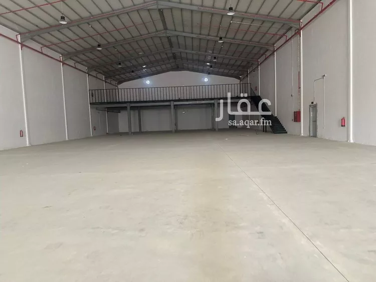 مستودع للإيجار في شارع اللوزية, حي طيبة, مدينة الرياض, منطقة الرياض 7